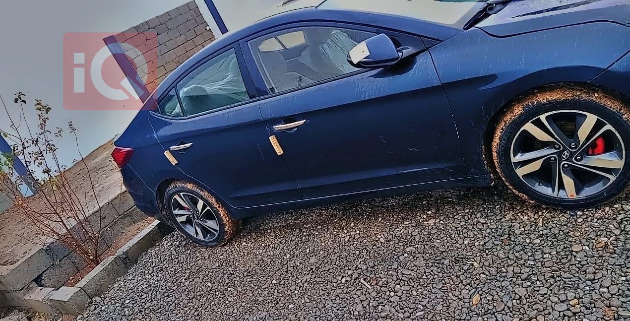 هیۆندای ئەلەنترا